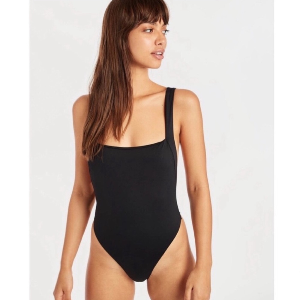 Billabong one piece swim - sol searcher